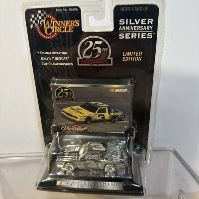 WINNERS CIRCLE ANNIVERSARY SERIES DALE EARNHARDT SR 1986 CHAMPION SILVER 1/64 E4 - Image 1 of 4