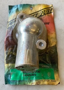 NOS 45 Degree Chrome Thermostat Housing #15311 W/ Bolts - Fast Shipping - Imagen 1 de 5