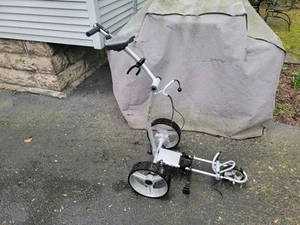 ๐ฅ๐ฅ๐ฅ Bat Caddy X4 Classic Electric Motorized Golf Cart Trolley (NO BATTERY) - Picture 1 of 16
