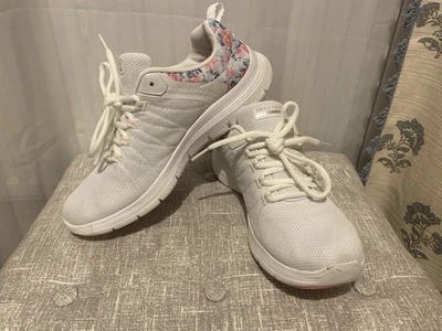 Womens Skechers Flex Appeal 4.0 Let It Blossom Floral Trainers, Size UK 5 - Image 1 of 4