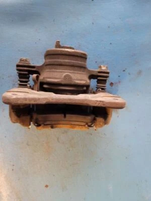 95 96 97 98 99 PINZA DELANTERA IZQUIERDA NISSAN SENTRA 141256 Foto 1 de 4