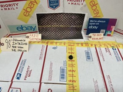 98-02 OLDSMOBILE INTRIGUE WINDSHIELD WIPER ARM NUT BOLT COVER CAP OEM - Image 1 of 3