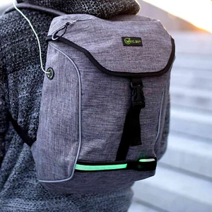 LED-Rucksack mit grünem Licht und Reflektorstreifen Uni Rucksack mit Laptop-Fach - Bild 1 von 11
