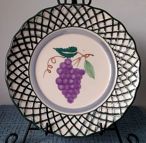 4 Royal Norfolk 9" PLATES ~ White with Fruit Designs and Green Lattice Borders - Picture 1 of 6