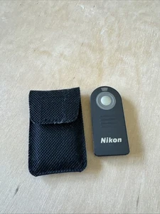 Nikon ML-L3 Remote Control With Case Black - Picture 1 of 2