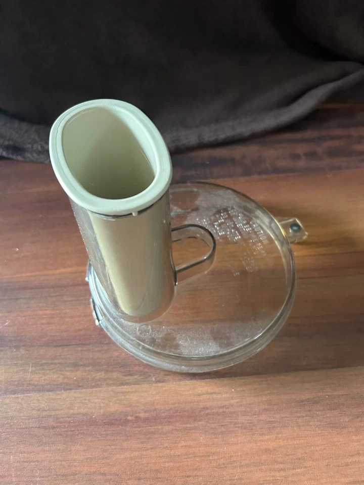 GENERAL ELECTRIC GE FOOD PROCESSOR D1FP1 REPLACEMENT PART (LID & PUSHER) - Image 1 of 1