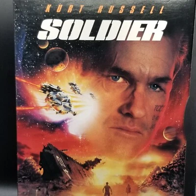 Soldier DVD 1998 Kurt Russell Gary Busey Warner Bros Sci Fi Action Movie R Foto 1 de 4