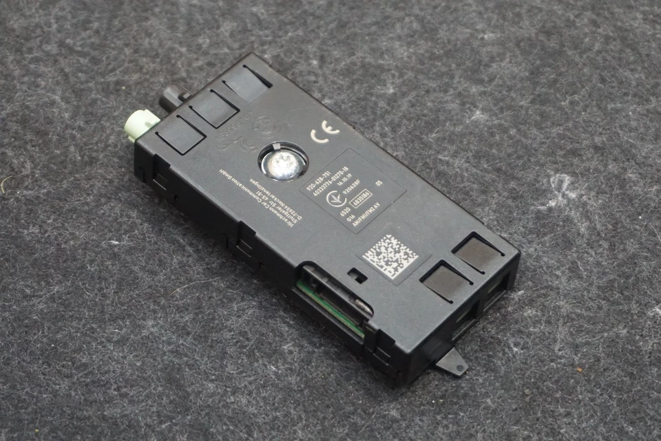 Rear Communication Antenna Module OEM 920628751 BMW M850i 840i G15 G16 2019-2020 - Image 1 of 4