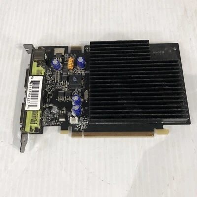 XFX PV-T73P-UDJ3 VC.2 | GeForce 7600GS | 256MB GDDR2 PCI-E x16 Graphics Card - Image 1 of 4