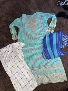 Women Asian Salwar Kameez - Picture 1 of 4