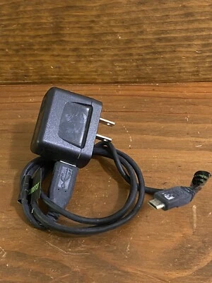 Motorola I.T.E. Cell Phone Charger Power Supply Model Number E186249 - Image 1 of 3