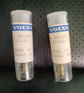**PAIR** VOLVO Part Number 237350-- STROMBERG NEEDLES -- B1S - Picture 1 of 13
