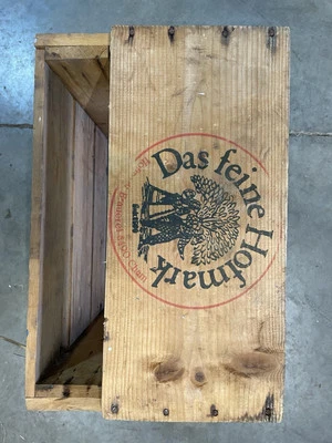 VINTAGE DAS FEINE HOFMARK BREWING CO. GERMAN WOODEN WOOD BEER CRATE CASE NR - Image 1 of 4