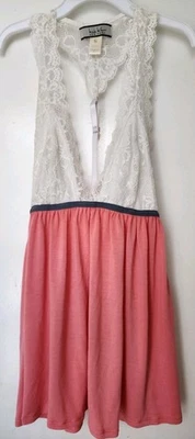 Top lencería corpiño de encaje espalda cruzada Babydoll Nicole by Nicole Miller talla S Foto 1 de 3