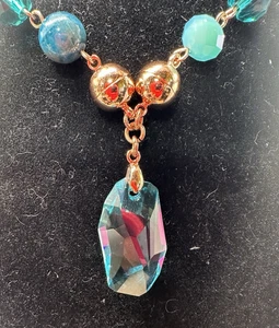 Maria Nicola Meteorite turquoise Blue Crystal Pendant Rose Gold Magnets - Picture 1 of 2