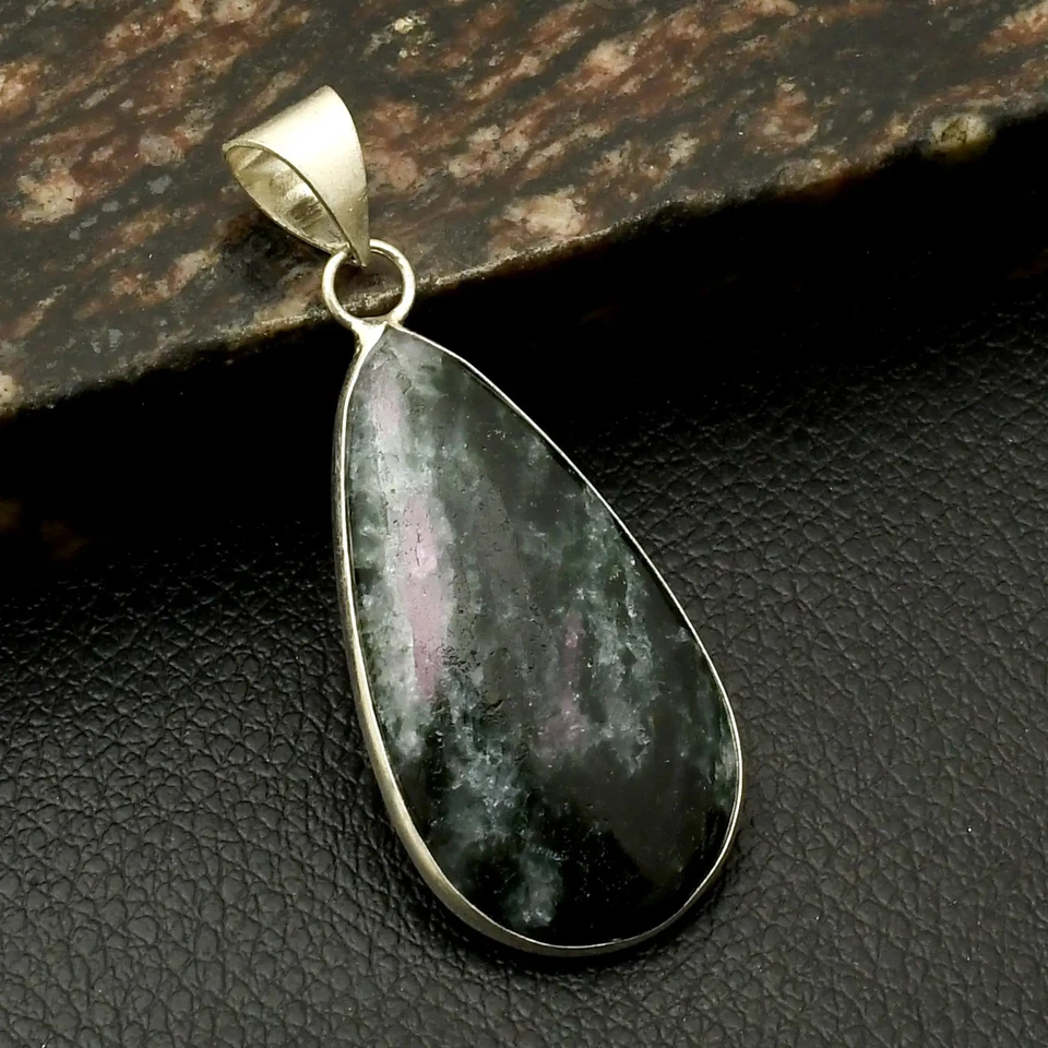 Joyería colgante étnica hecha a mano de piedras preciosas de zoisita rubí para año nuevo 2" AP-41698 Foto 1 de 1