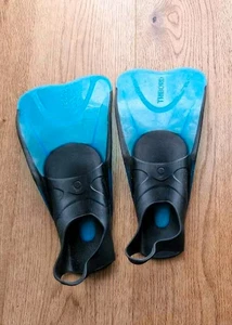 Kinder Schwimmflossen 34/35 mit Tasche Tauchflossen Taucherflossen Kleidung - Bild 1 von 3