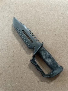 GI JOE KNIVES ACCESSORY FOR 12" ACTION FIGURE 1/6 SCALE 1:6 - Picture 1 of 5