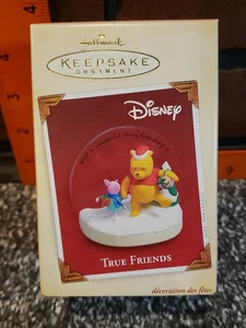 Hallmark Andenken Ornament TRUE FRIENDS Disney Winnie Pooh, Ferkel 2005 - Bild 1 von 10