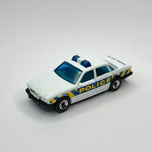 Matchbox Jaguar JX 6 POLICE White Body Police Strip Variation Mint - Picture 1 of 6