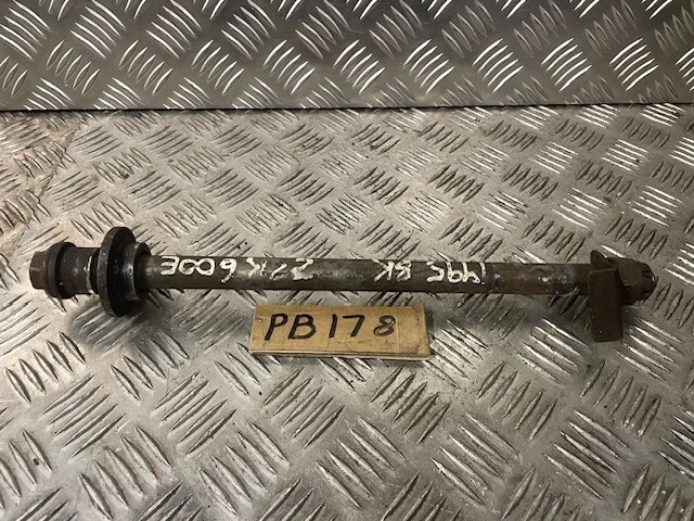 Eje trasero Kawasaki ZZR600 E 1995 Foto 1 de 1