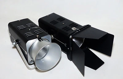 Multiblitz Minispot 200 1Klappen und 1Wabenspot - Bild 1 von 3