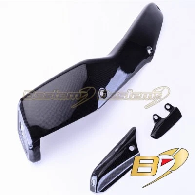 Panel de protección de protectores térmicos de escape de fibra de carbono Honda CB1000R 2008-2017 Foto 1 de 4