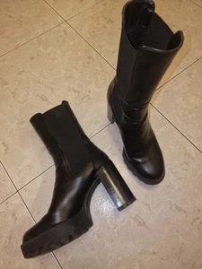 Bershka black faux leather chunky heel mid length chelsea boots size 6 EU 39 - Picture 1 of 4