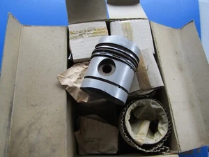 6 Pistons Hepolite pour: Ford: Camion 2708E et 2703E Diamètre: 3.9370" SS - Imagen 1 de 3
