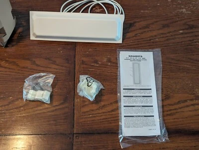 Laird S24493TS36RSM Antenna  - Image 1 of 2