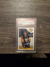 MARIO LEMIEUX 1985 OPC O PEE CHEE Penguins Rookie Card #9 / PSA 8