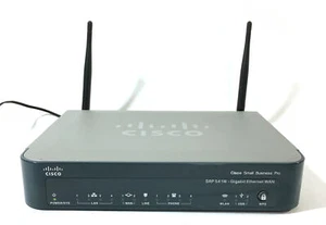 Cisco Small Business Pro SRP500 Series Gigabit Ethernet WAN Router (SRP541W) - Picture 1 of 7
