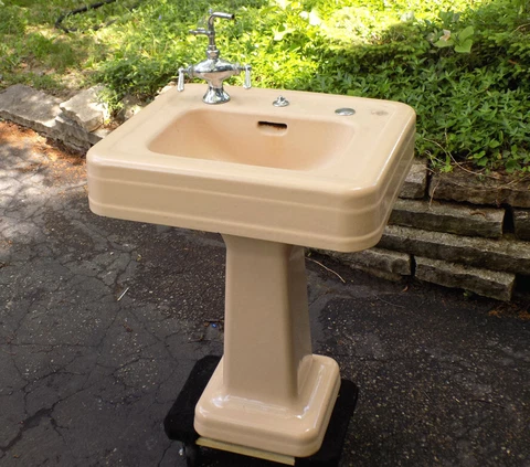 Vintage Cast Iron Pink Porcelain Pedestal Bathroom Sink Pat. 1929 Cover