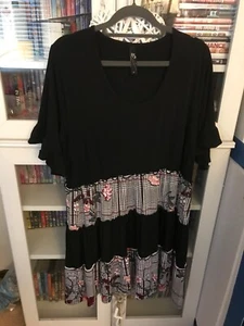 Taking Shape Black and Floral Tunic Size 14 - Picture 1 of 1