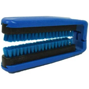 BLUGATOR SEAT BELT BRUSH - Picture 1 of 1