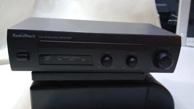Radio Shack Fm Wireless Receiver 32-1250. 900 MHZ 8-Channel Wireless Receiver   - Image 1 of 4