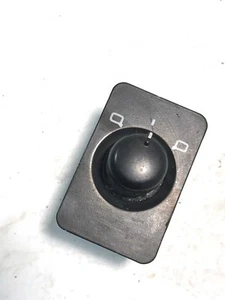 1998 - 2001 Audi A6 Side Mirrors Control Switch Unit P: 4B1959565A OEM Warranty - Picture 1 of 2