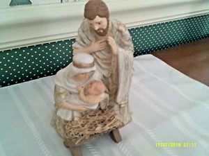 FIGURINA BAMBINO BETHANY LOWE-HOLIDAY-MARY, JOSEPH & CHRIST - NUOVA -2023 - Foto 1 di 4