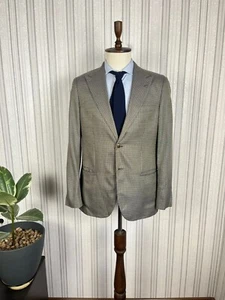 Giorgio Armani Main Line Beige Silk Wool Peak Lapels Blazer Jacket 42, EU 52 - Picture 1 of 11
