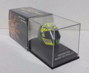 MINICHAMPS 1/8 valentino rossi Model Diecast Helmet Moto Yamaha Sepang 2013 - Picture 1 of 2
