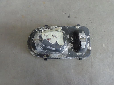 Tapa de líquido de frenos Master Cylinder 80 81 82 83 Lincoln Mark VI  Foto 1 de 2