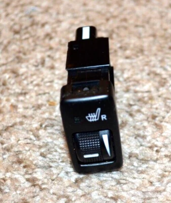 2003-2009 LEXUS GX 470 GX470 HEATED SEAT SWITCH PASSENGER RIGHT AUTHENTIC USED - Imagem 1 de 4