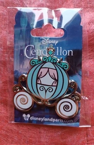 Pin’s Broche Princesse Cendrillon Carrosse Disney Disneyland Paris - Picture 1 of 2