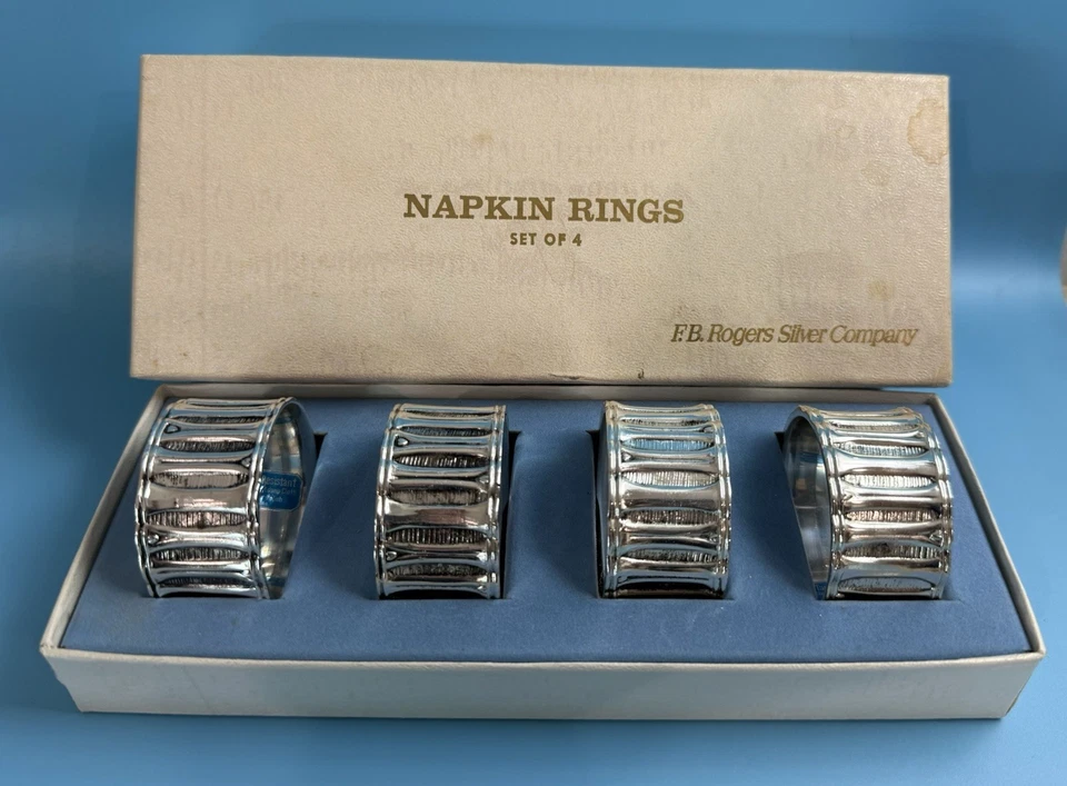F.B. Juego de anillos de servilleta Rogers Silver Co de colección plateada caja resistente al deslustre Foto 1 de 4