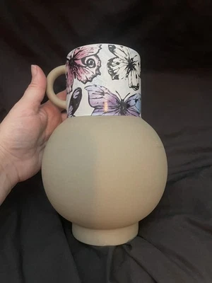 Robert Gordon X Bromley urn with handle - image 1 of 4