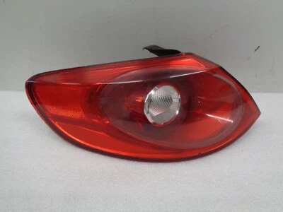 Lâmpada traseira montada em quarto de motorista esquerdo Volkswagen CC 2009-2012 FABRICANTE DE EQUIPAMENTO ORIGINAL AK240611 - Imagem 1 de 4