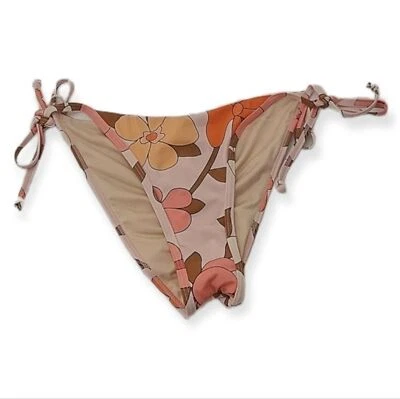 Beach Joy String Bikini Bottoms Size Medium Floral Dry Goods NEW - Image 1 of 4