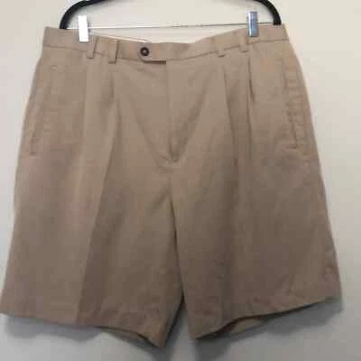 Cutter & Buck Men’s Pleated Front Khaki Shorts. Size 38 EUC - Image 1 of 4