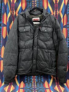 Levi Black High Insulation Puffer Size Men’s Small Winter Coat Jacket