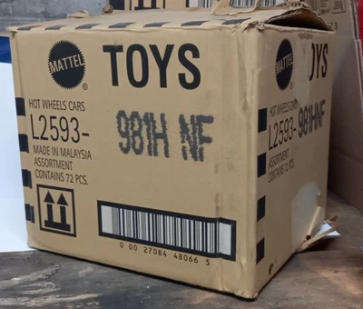 Estuche de reempaquetado Hot Wheels de 72 aleatorios. Cada estuche incluye exclusivas de tienda y TH. Foto 1 de 4